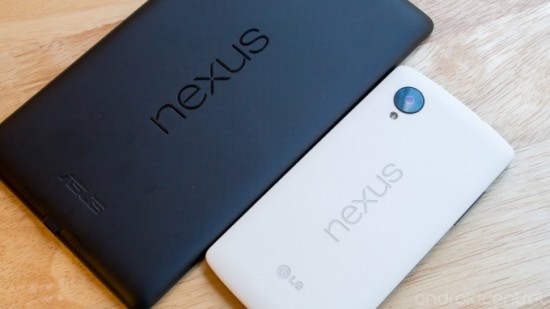 Nexus 5 And Nexus 7 Mobiles 