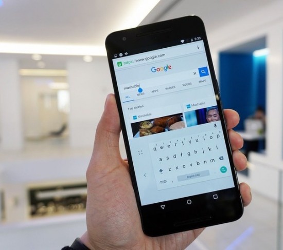 New version of Google Keyboard has a useful one-handed texting mode
